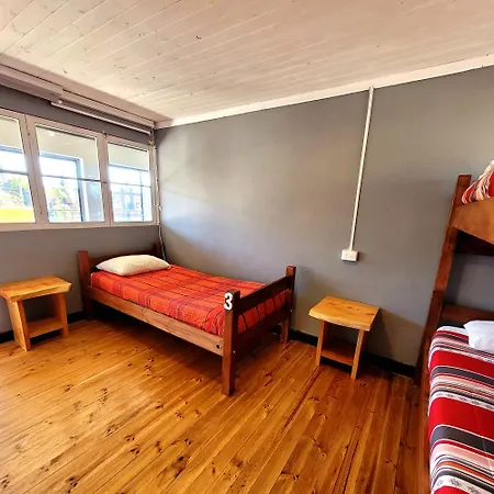 Lof Hostal-2